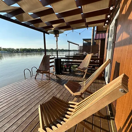 Splav Na Savi Διαμέρισμα *