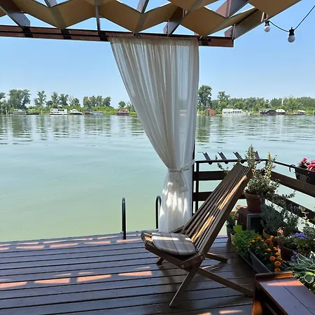 Apartment Splav Na Savi