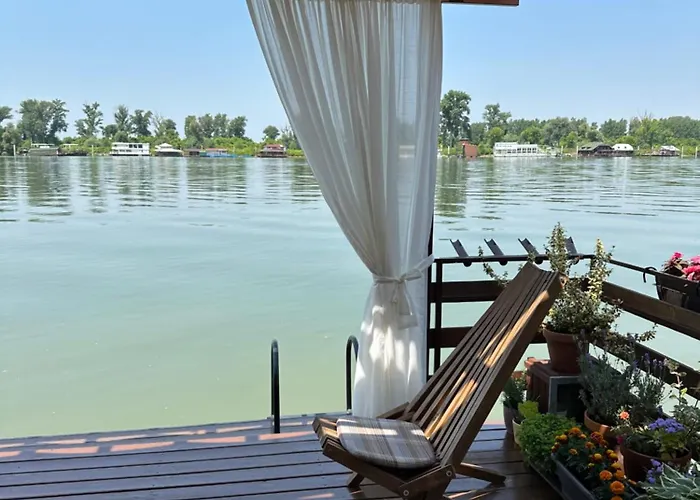 Διαμέρισμα Splav Na Savi